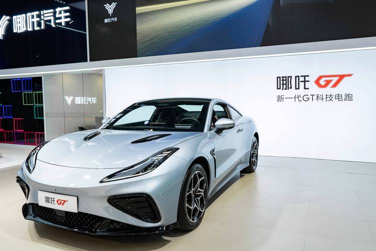 东莞企石镇蓝创海企业管理咨询哪吒汽车在智能汽车领域的表现，领途汽车在新能源汽车市场中的影响力