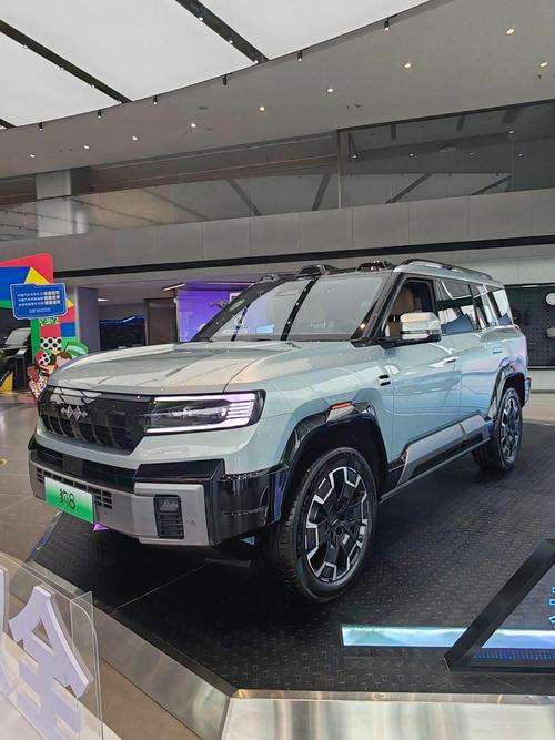 东莞企石镇蓝创海企业管理咨询比亚迪方程豹硬派越野的爆款，英菲尼迪35周年与你共成长
